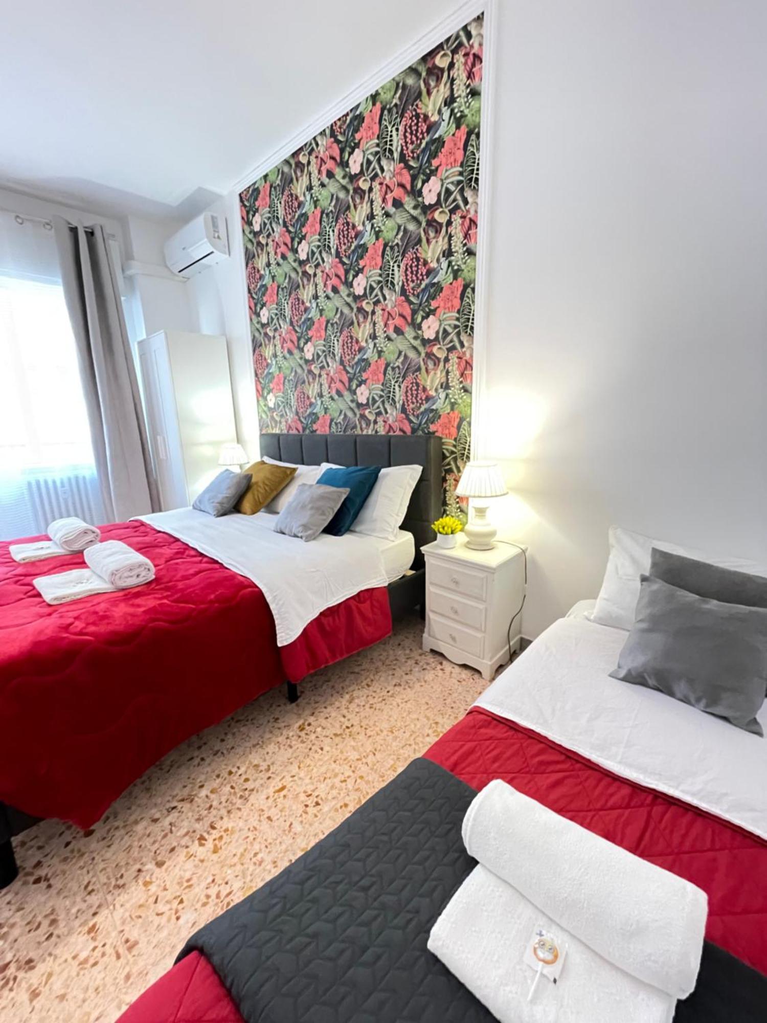 Forty1 Apartment Near Metro Cipro, Rome